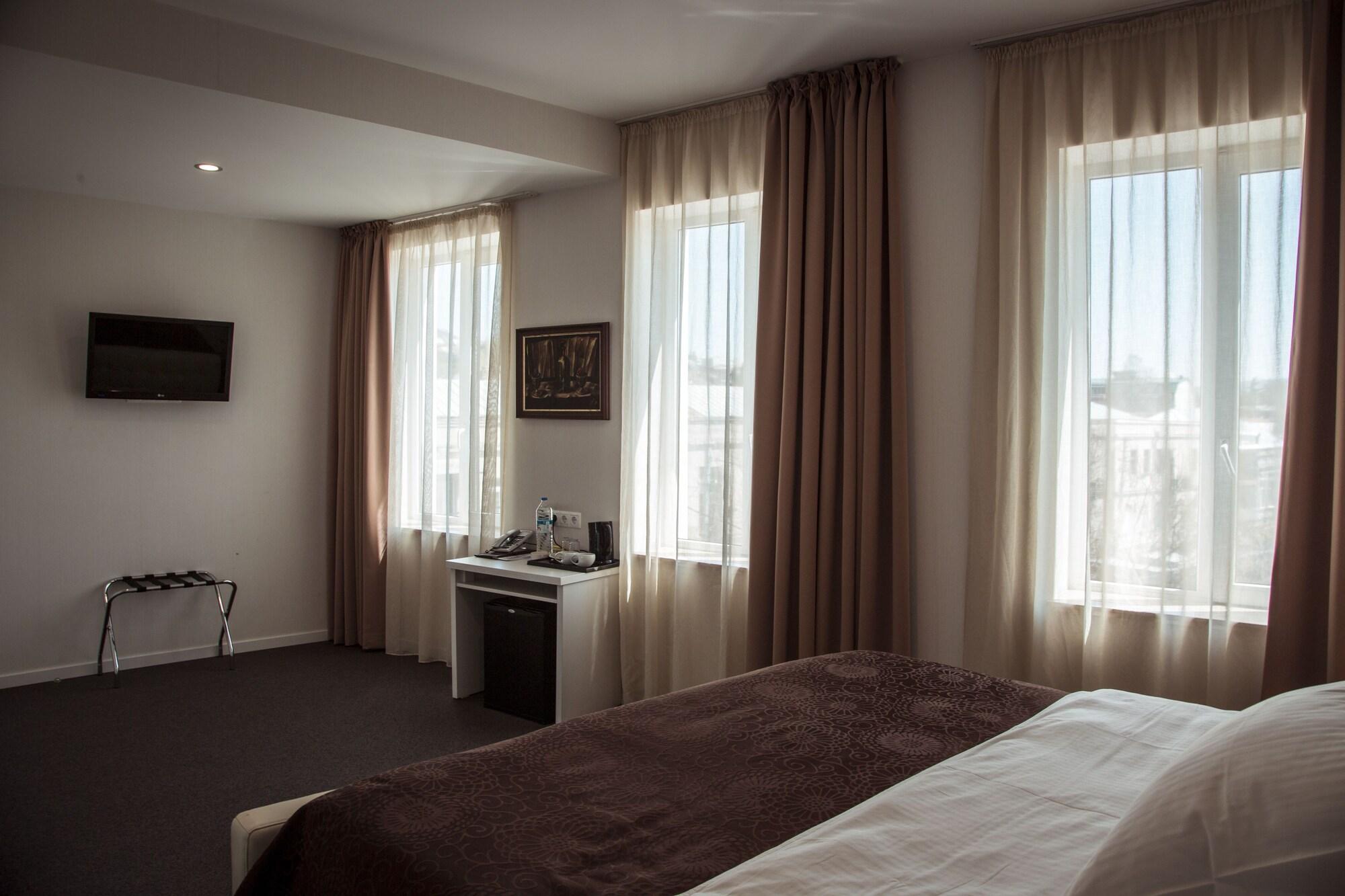 Hotel Zp Palace Tbiliszi Kültér fotó